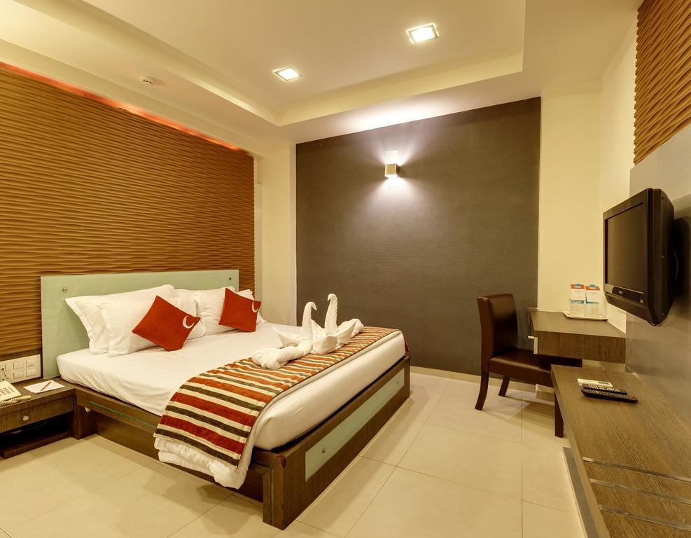 Citrus Hotel Kolhapur Exterior photo