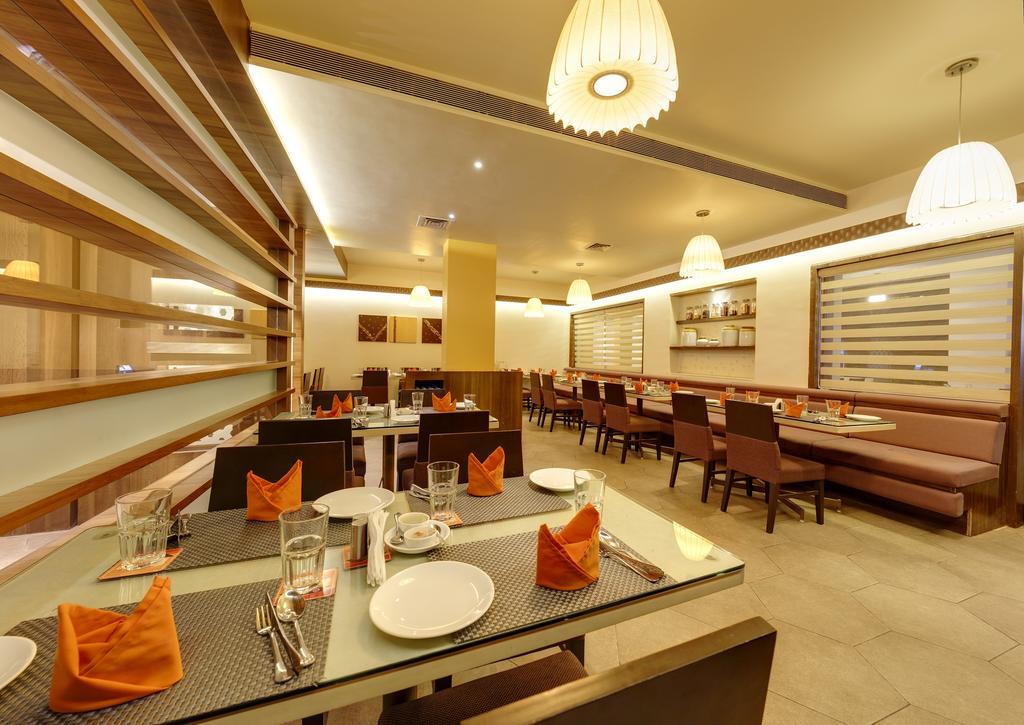 Citrus Hotel Kolhapur Exterior photo
