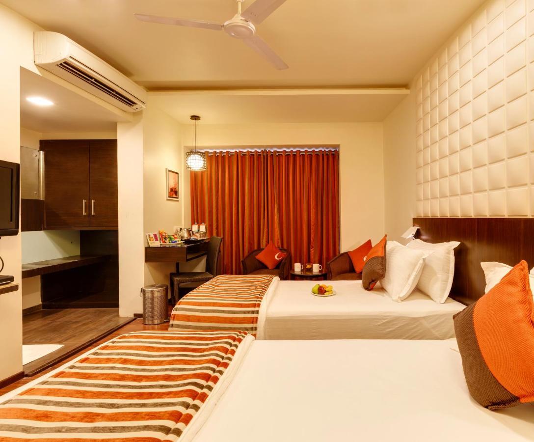 Citrus Hotel Kolhapur Exterior photo